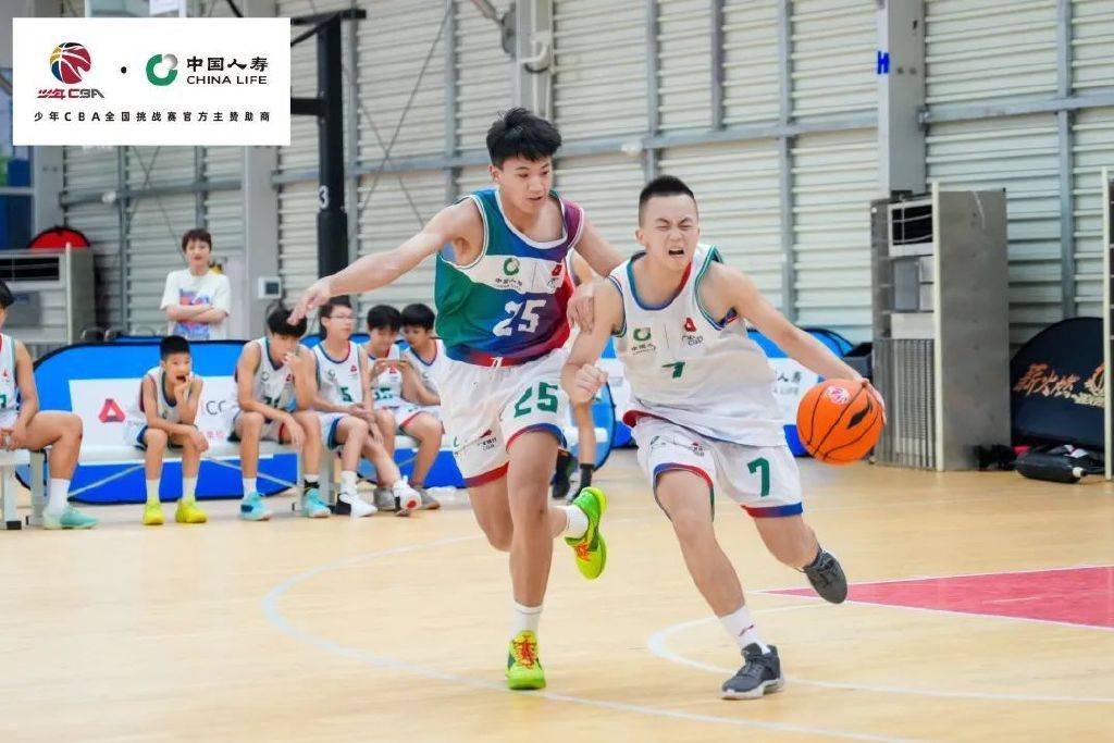 热血篮球赛事，CBA联赛打破传统运动界限