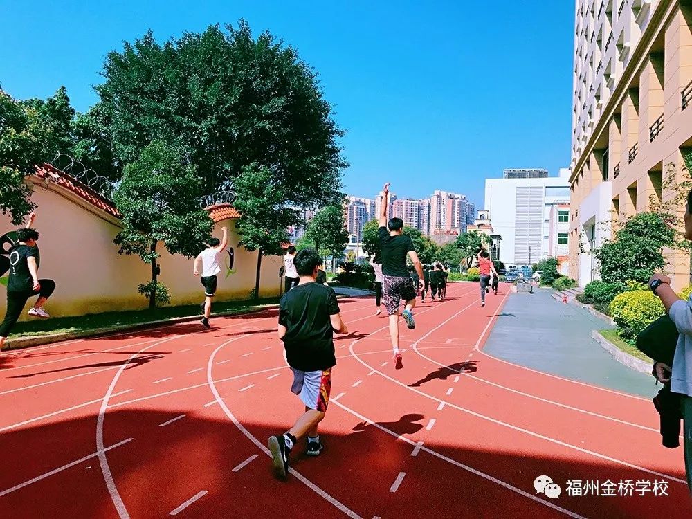 爱游戏官方入口-包含无悔拼搏成为竞技运动的底色的词条