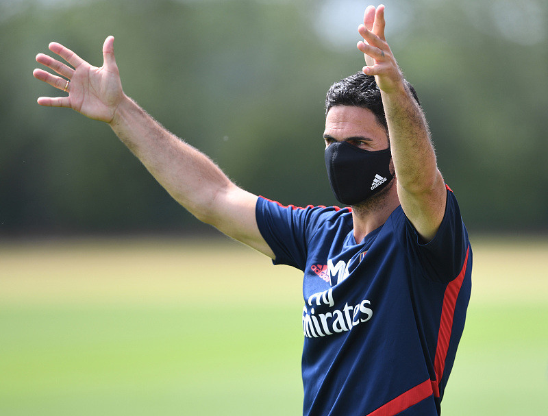 巴萨后防线强固，成功保持领先