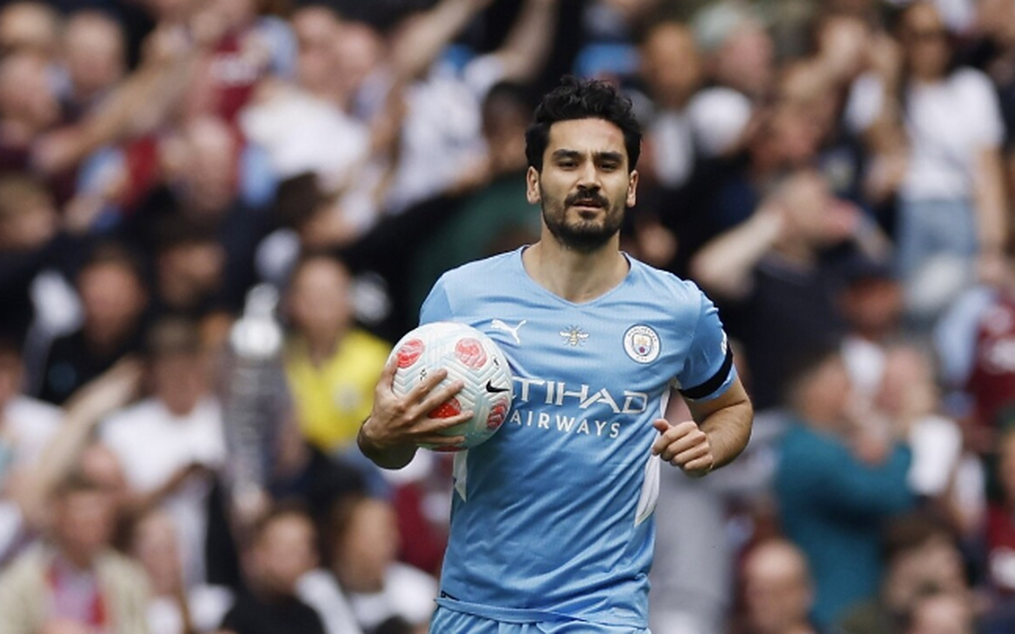 伊蒂哈德主场胜利,下一轮晋级在望的简单介绍 伊蒂哈德主场胜利,下一轮晋级在望的简单介绍